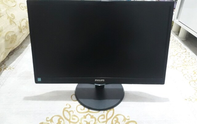 Philips 22 inç monitör sağlam sorunsuz