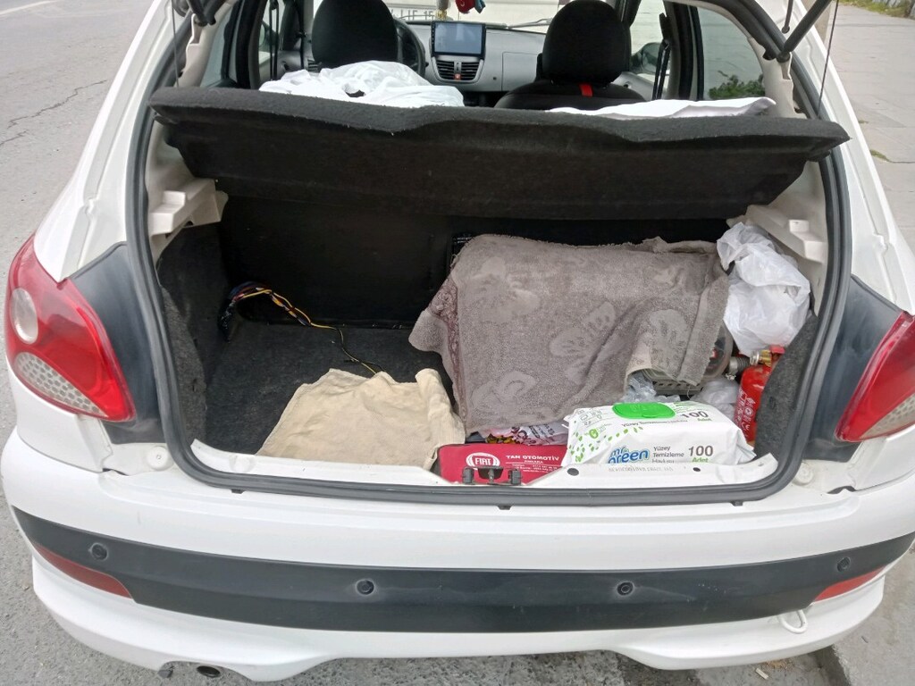 Peugeot 206+ 2011 model 274.000 km - 18
