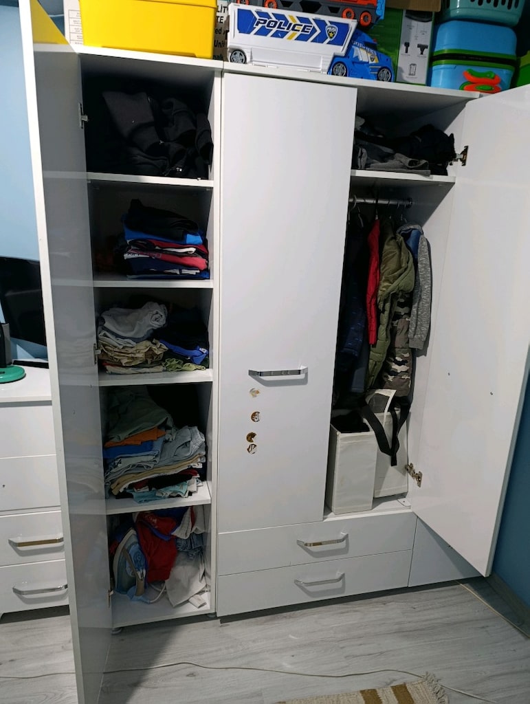 4 kapılı çekmemeli gardrop - 4