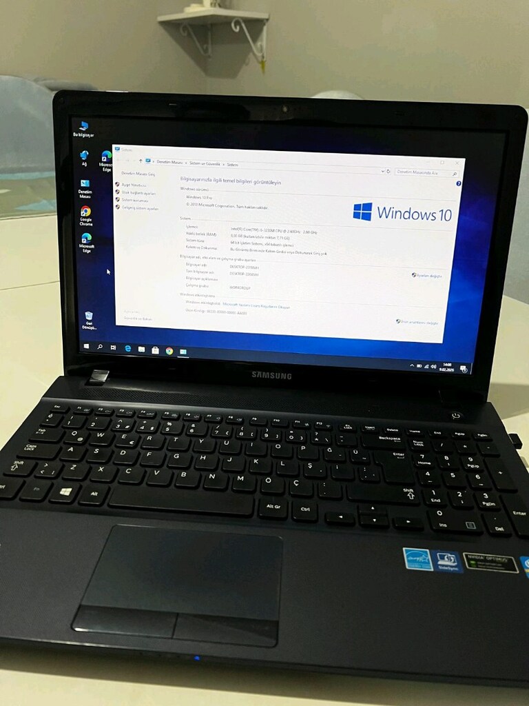 SAMSUNG LAPTOP - 3
