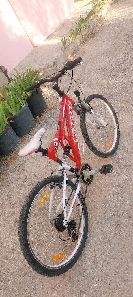 24 JANT 21 VITES CARRARO YENI GIBI ÇOCUK BISIKLETI - 3