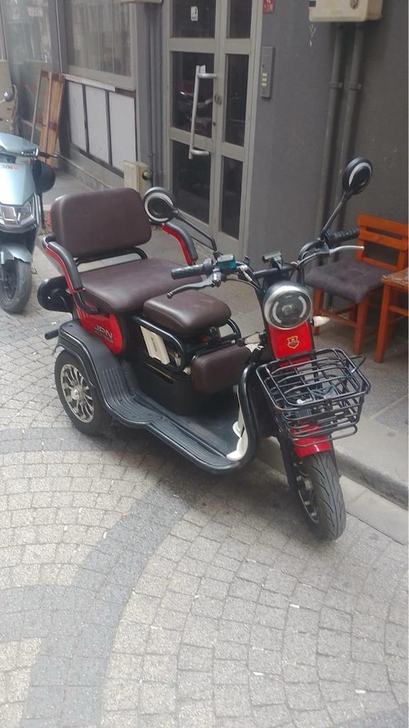 3 tekerlekli elektirikli motor - 4