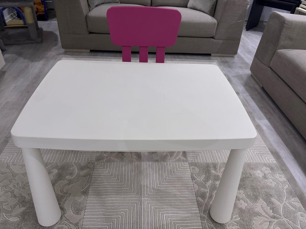 ikea çocuk sandalye ve masası - 2