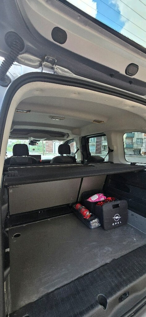 opel combo 1.5d Essential otomatik - 15