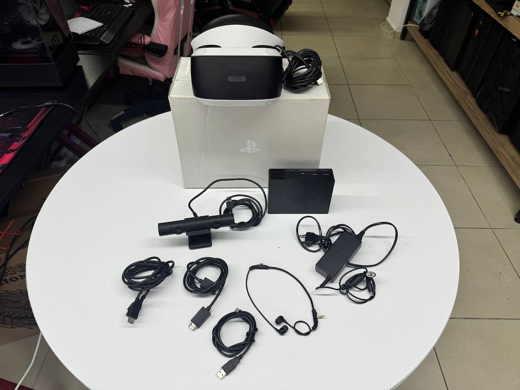 SONY PLAYSTATİON VR *İŞLEMCİ ÜNİTESİ *HDMI KABLOSU *USB KABLOSU - 2