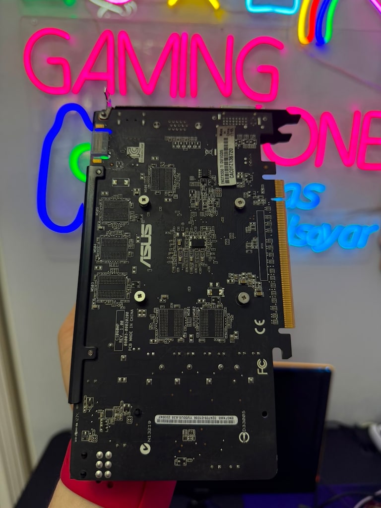 Asus GTX 550Ti 1Gb GDDR5 Ekran Kartı - 2