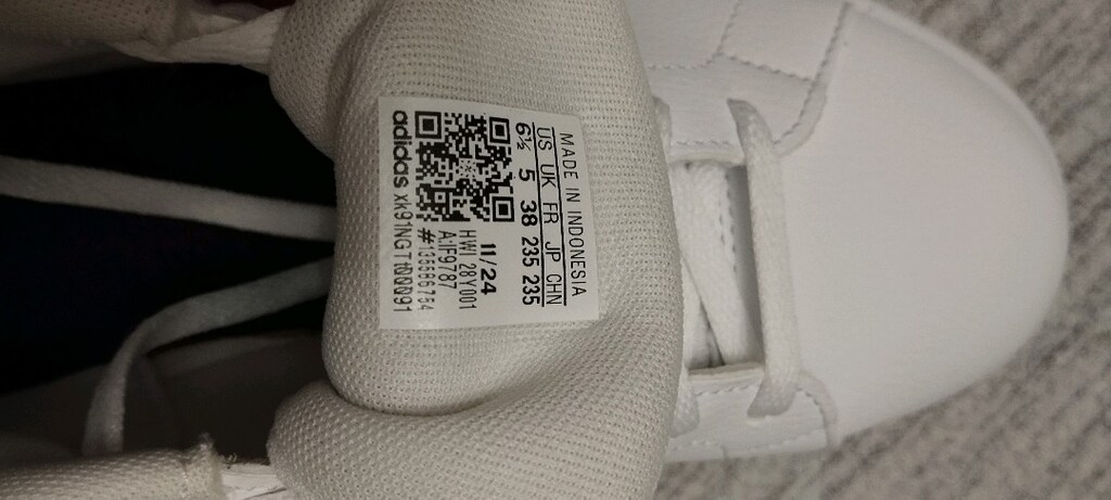 hiç giyilmedi oejinal adidas karekod mevcut - 6
