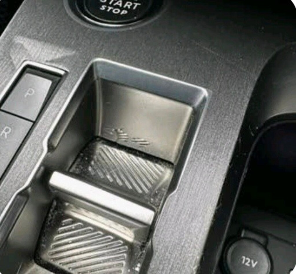 Peugeot 408 - 9