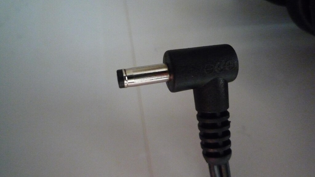 Canon CA-570 Orijinal Video Kamera Şarj Adaptörü - 2