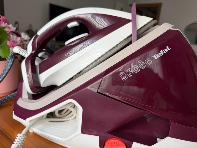 TEFAL buhar kazanlı ütü