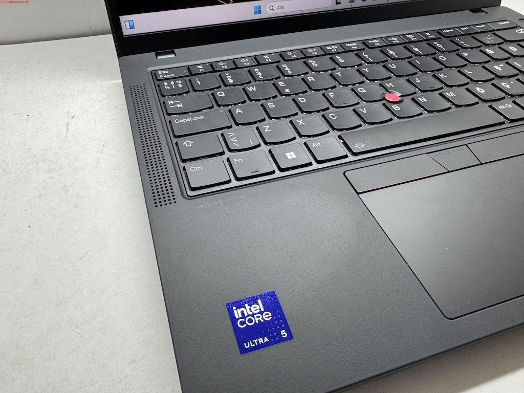 THİNKPAD T14 ULTRA 5 İŞLEMCİ 16 GB RAM 512 NVME - 3