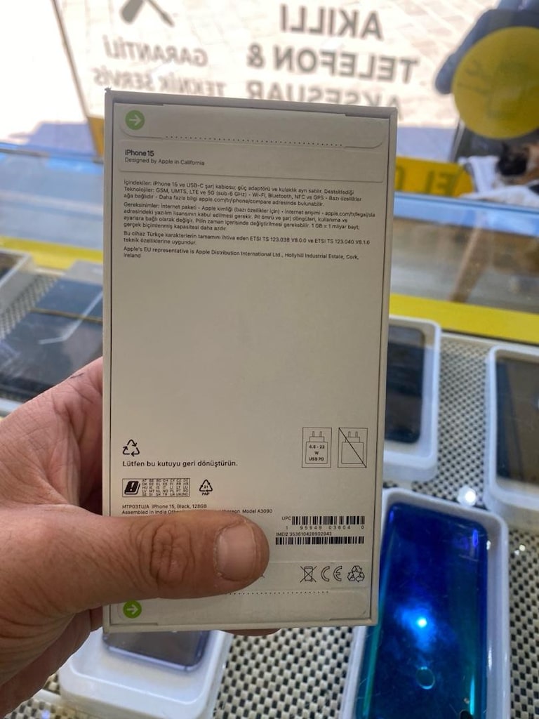 sıfır kapalı kutulu Tr İPhone 15 128 gb - 2