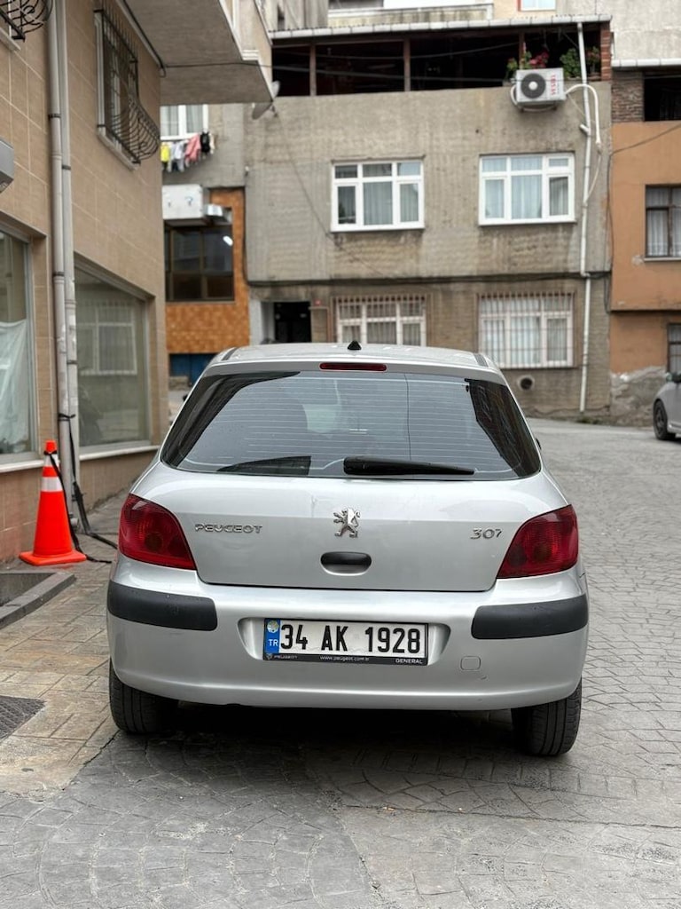 sahibinden temiz sıfır şanzımanlı aile aracı 307 - 14