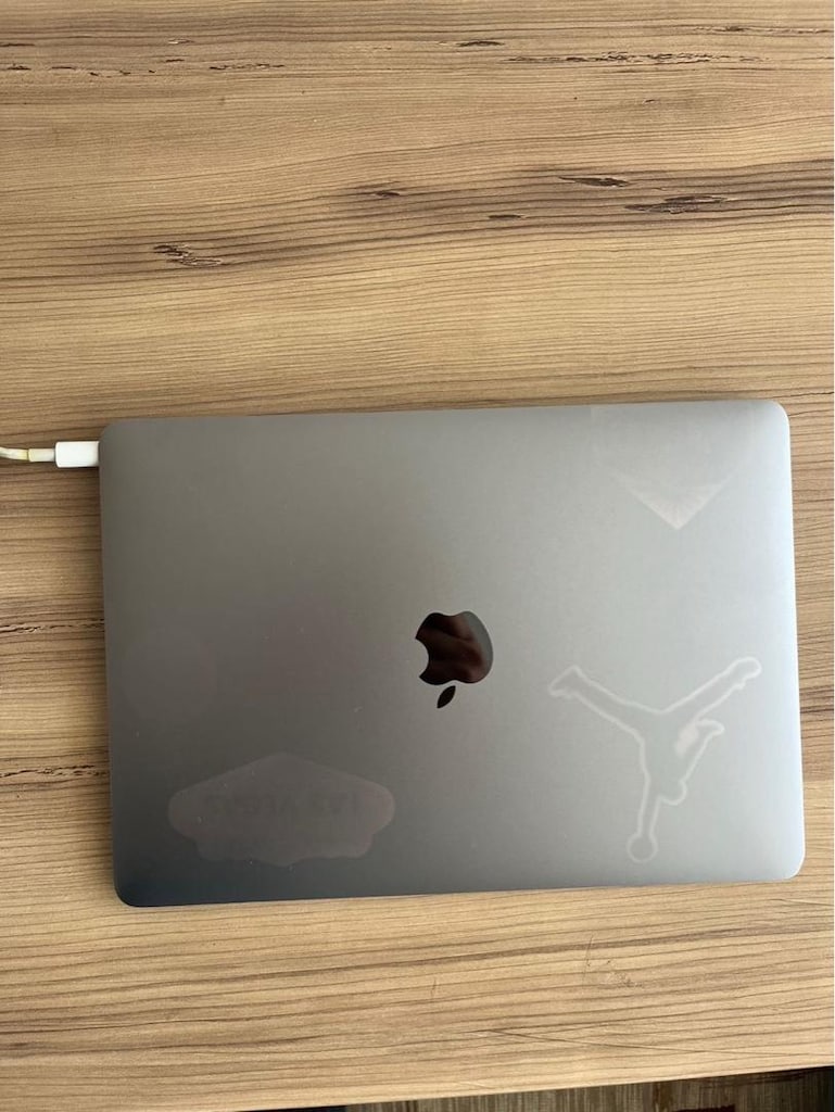 Apple MacBook Retina 12 Inch - 3
