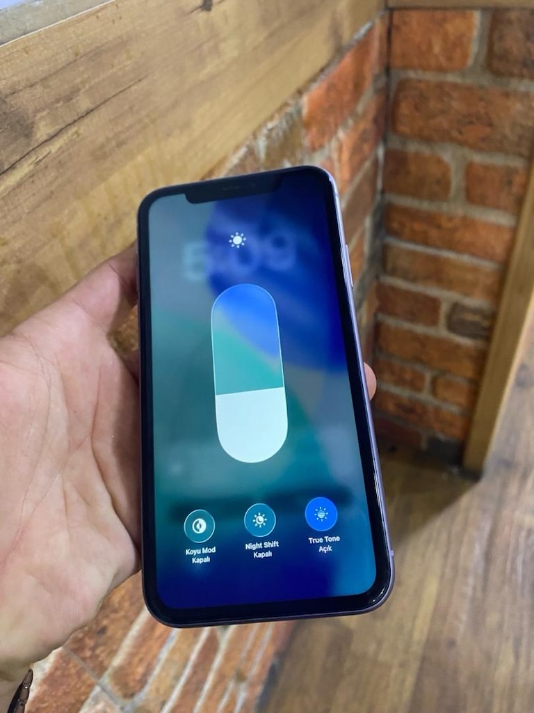 İPHONE 11 YURTICI HATASIZ TERTEMİZ 64 GB CIZIKSIZ HATASIZ - 6