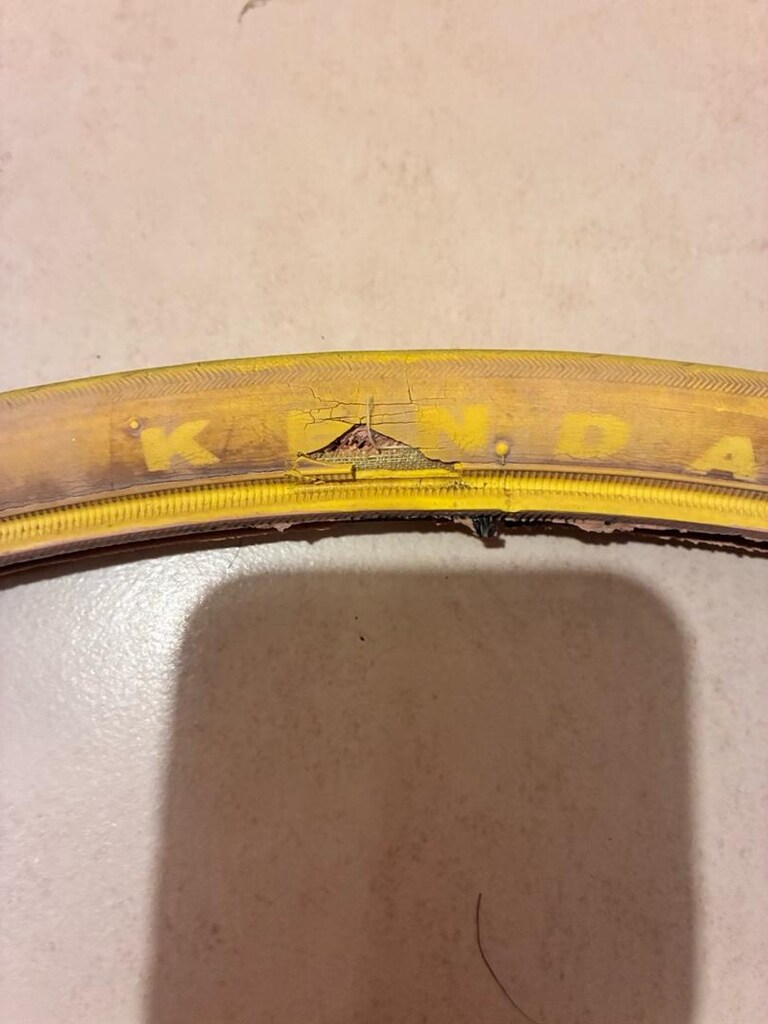 Kenda 700×23c Sarı Çift Bisiklet Lastiği - 2