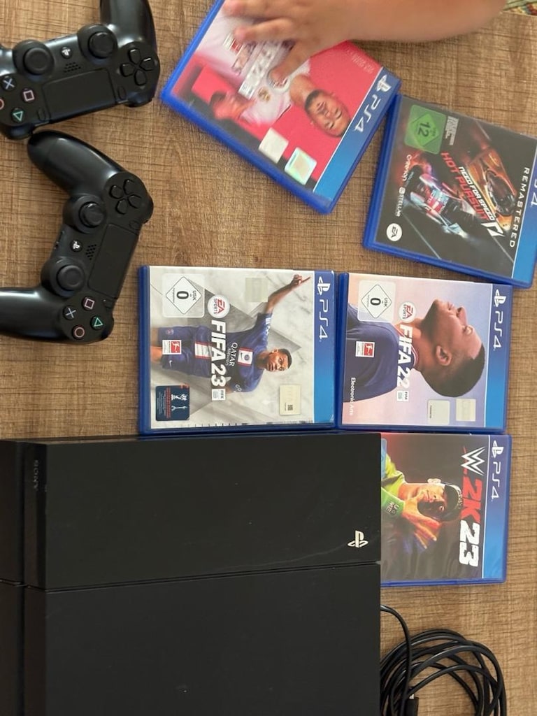 PlayStation 4