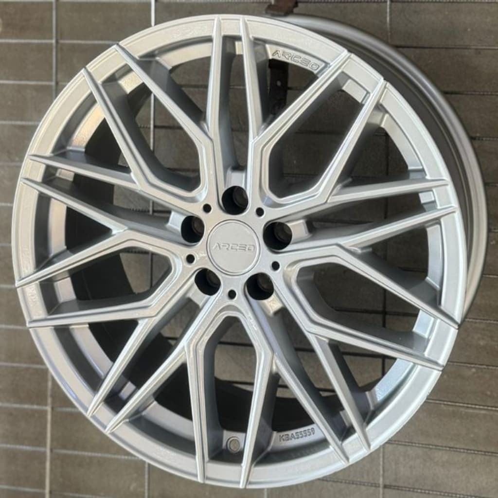 5*100*18*8.0 ET35 CH57.1 HYPER SİLVER ARCEO VALENCİA JANT - 3