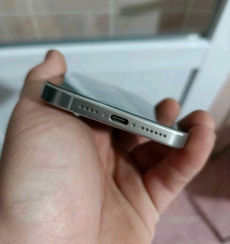 Acil Satılık İPhone 15 Promax - 3