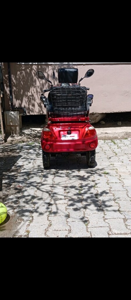 ELEKTRİKLİ 3 TEKERLEKLİ MOTOR AKÜLERİ BOZUK - 2