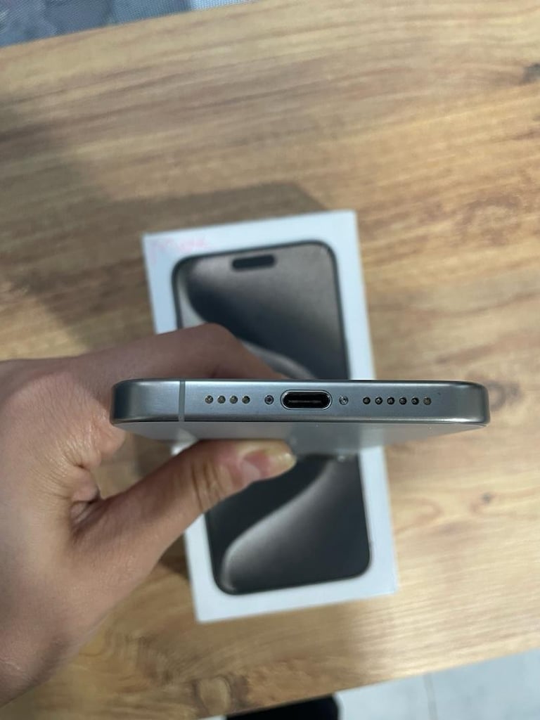 İPHONE 15 PRO MAX 256 GB PİL SAĞLIĞI 100 YD - 7