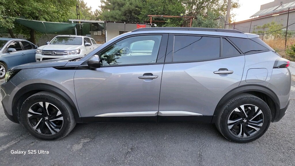 Peugeot 2008 - 6