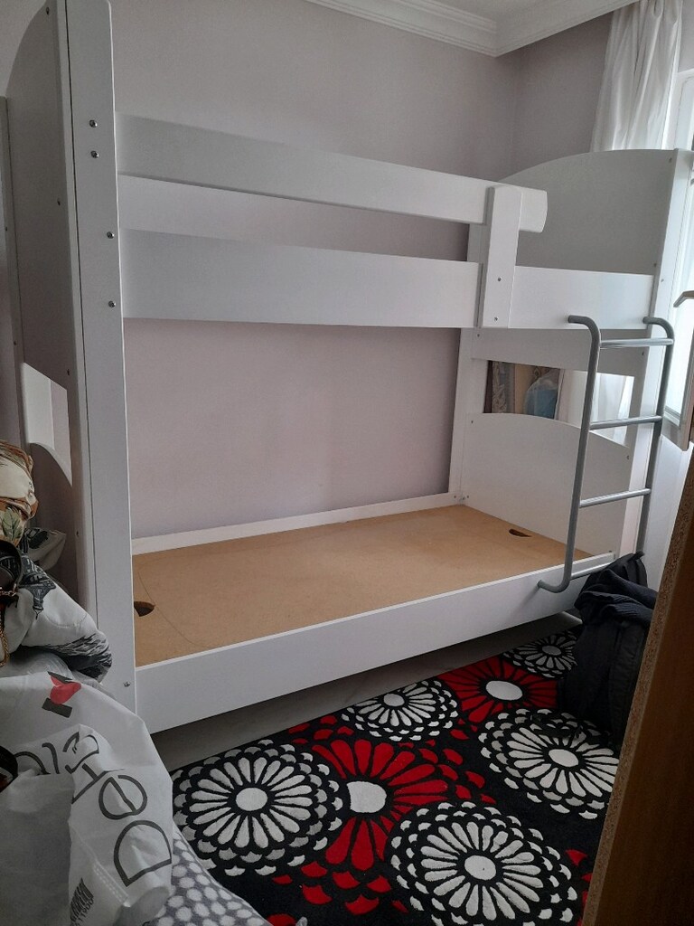 Beyaz lake boyalı özel yapım çift katlı ahşap ranza - 2