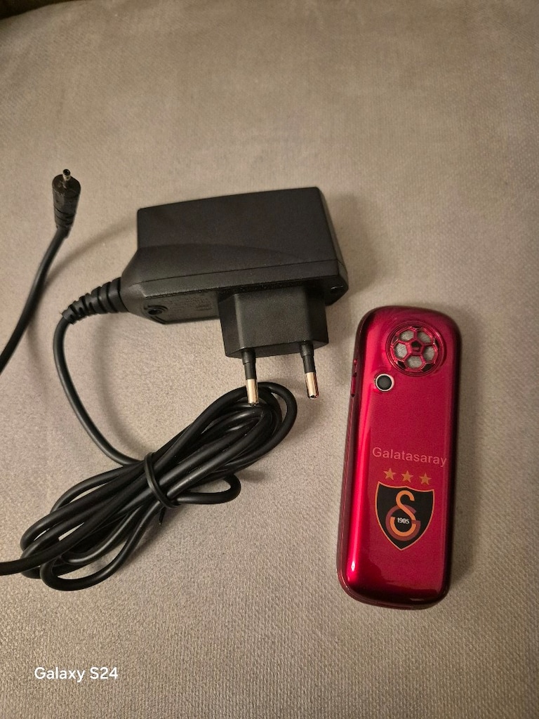 galatasaray tr kayıtlı tertemiz koleksiyonluk tuşlu telefon - 3