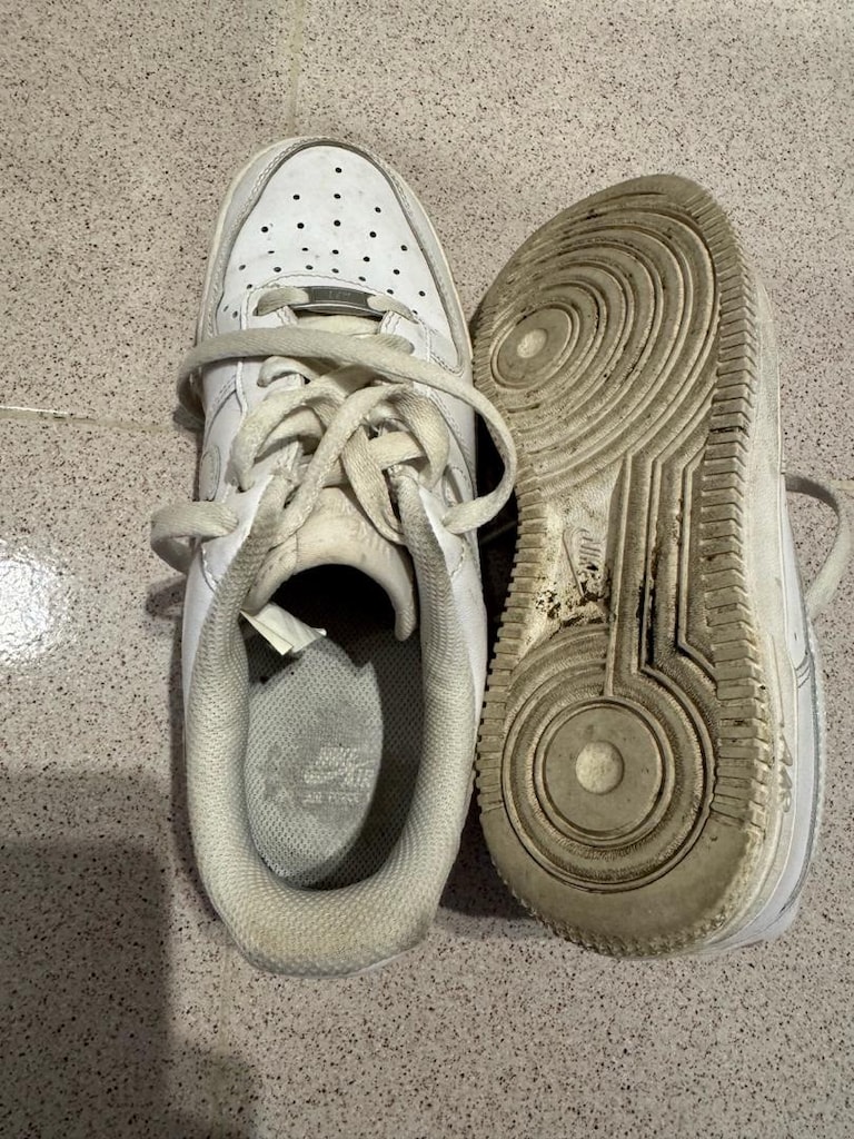 Nike Air Force 1 Beyaz Kadın Sneaker – 38 Numara, Çok Az Giyildi - 8