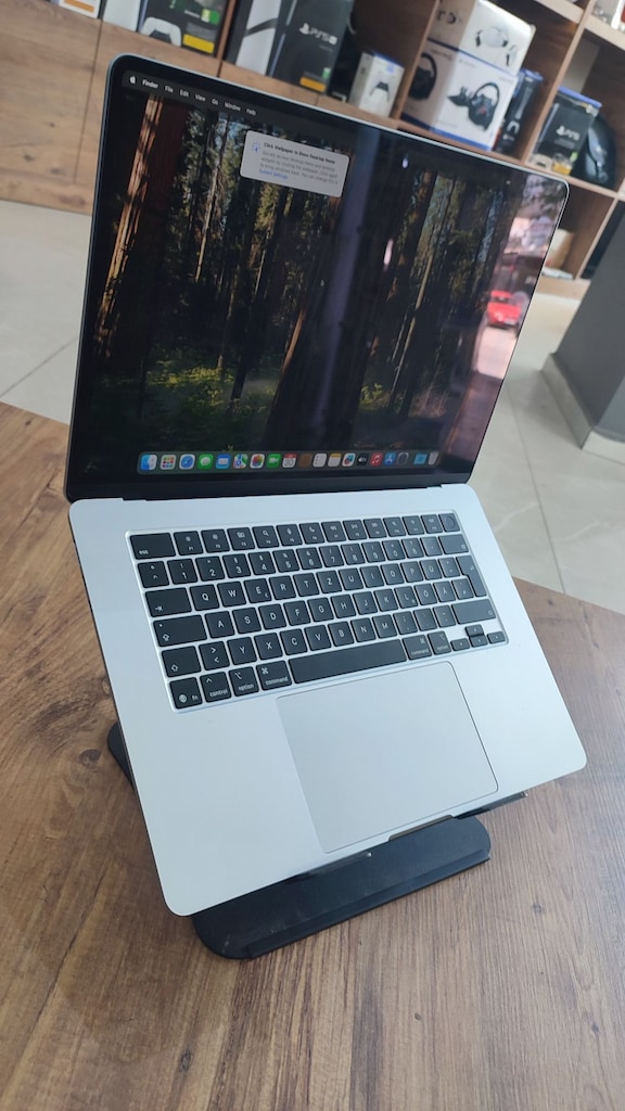 M4 İŞLEMCİ 16GB RAM.256GB SSD, PİL DEVRİ 32,15 İNCH EKRAN BOYUTU - 8