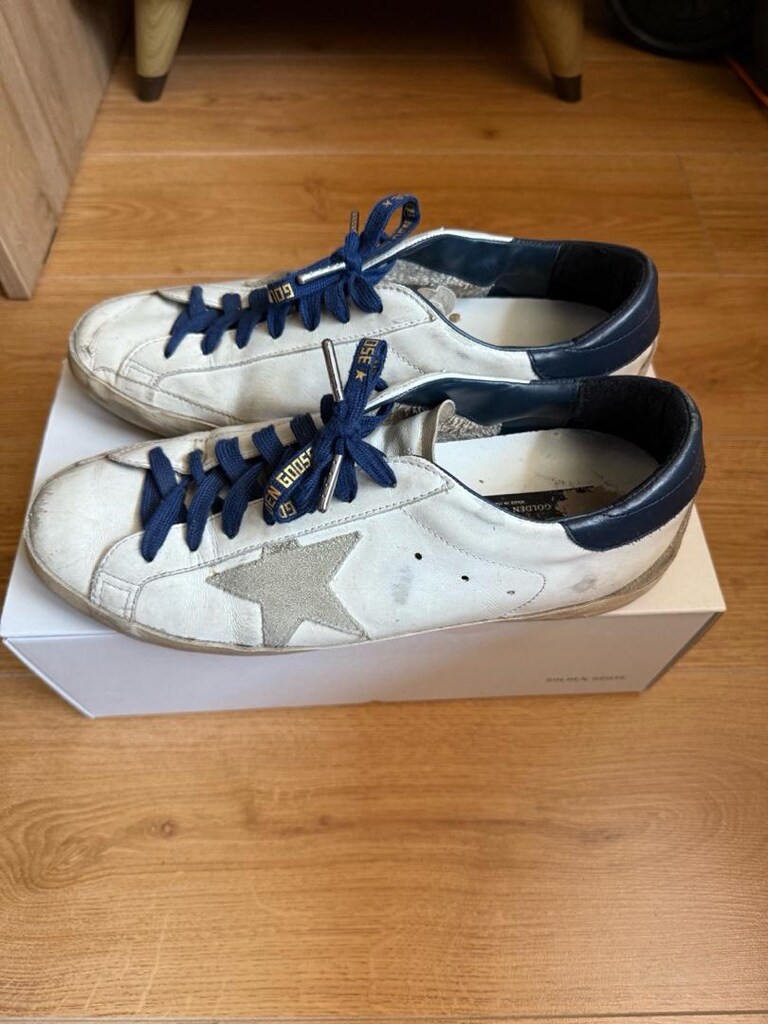 GOLDEN GOOSE SUPERSTAR 43