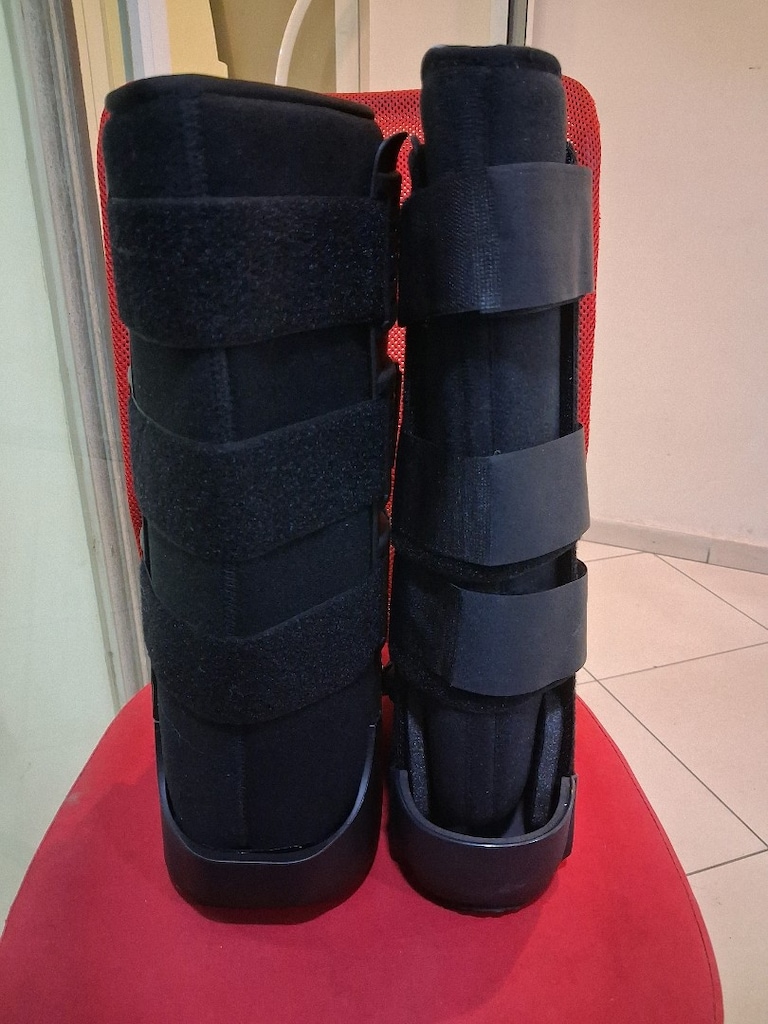 WAIKER BOT ÜRÜN SİFİR GİBİ ÇOK TEMİZDİR KARGO BEDAVA - 2