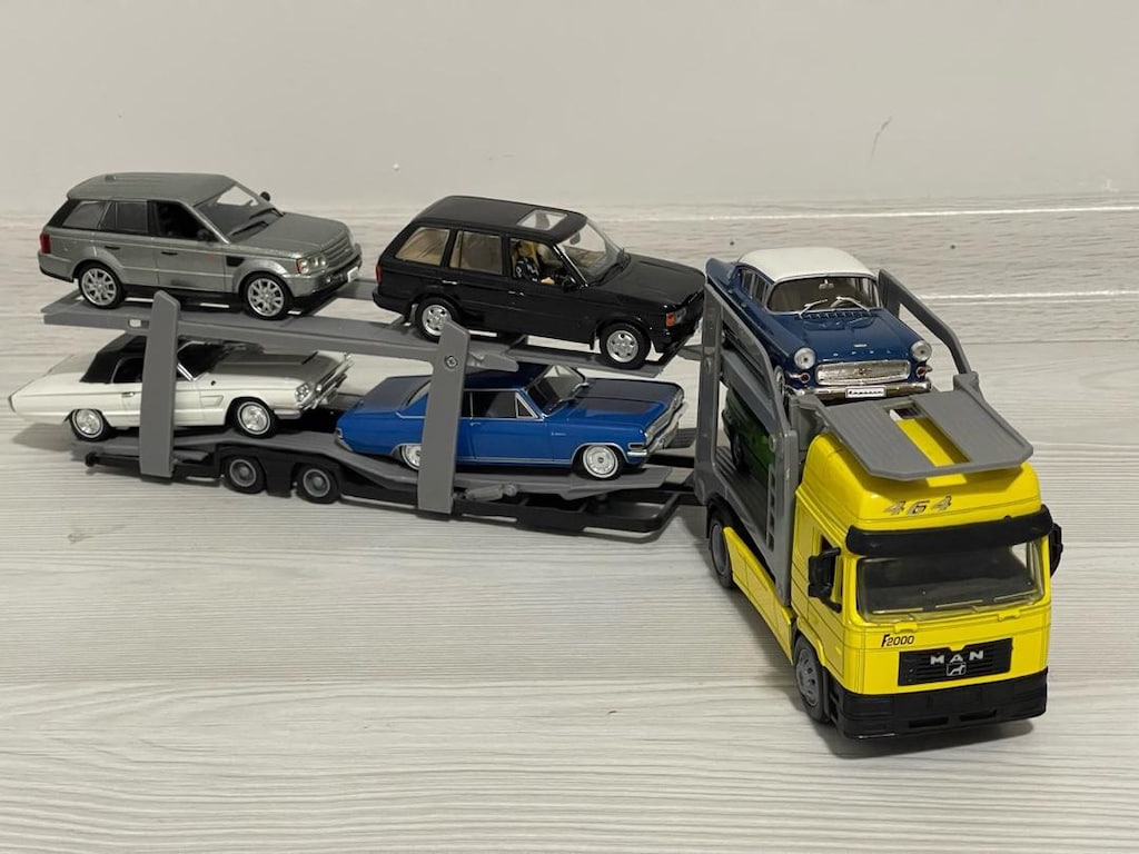 1:43 Man Araç taşıyıcı Tır model