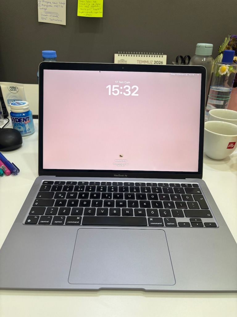 MacBook Air M1 8 GB / 256 GB SSD / Orijinal Şarj – Temiz Kullanılmış - 2
