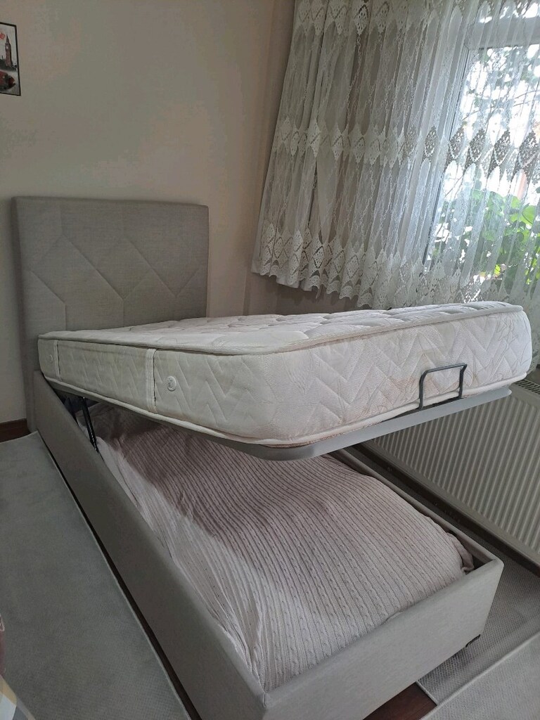 ÇOK AZ KULLANILMIŞ BAZA YATAK BAŞLIK İSTİKBAL - 2