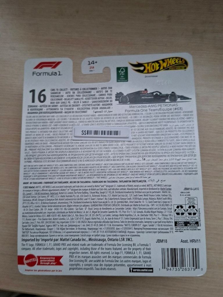 Hot wheals premium F1 Mercedes - 3