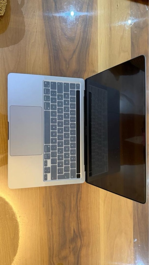 Macbook Pro - 6