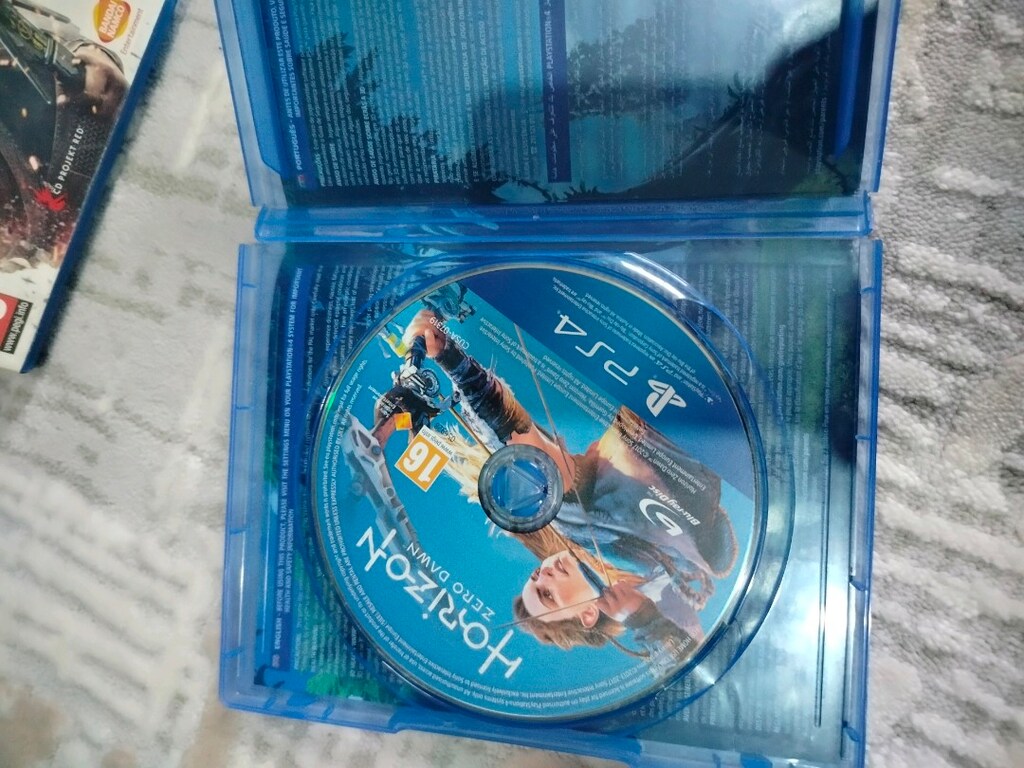ps4 1tb 3kol+7oyun 2 adet şarj - 8