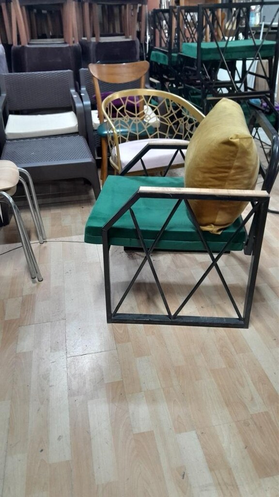 KOLTUK METAL SEDİR TEKLİ - 2