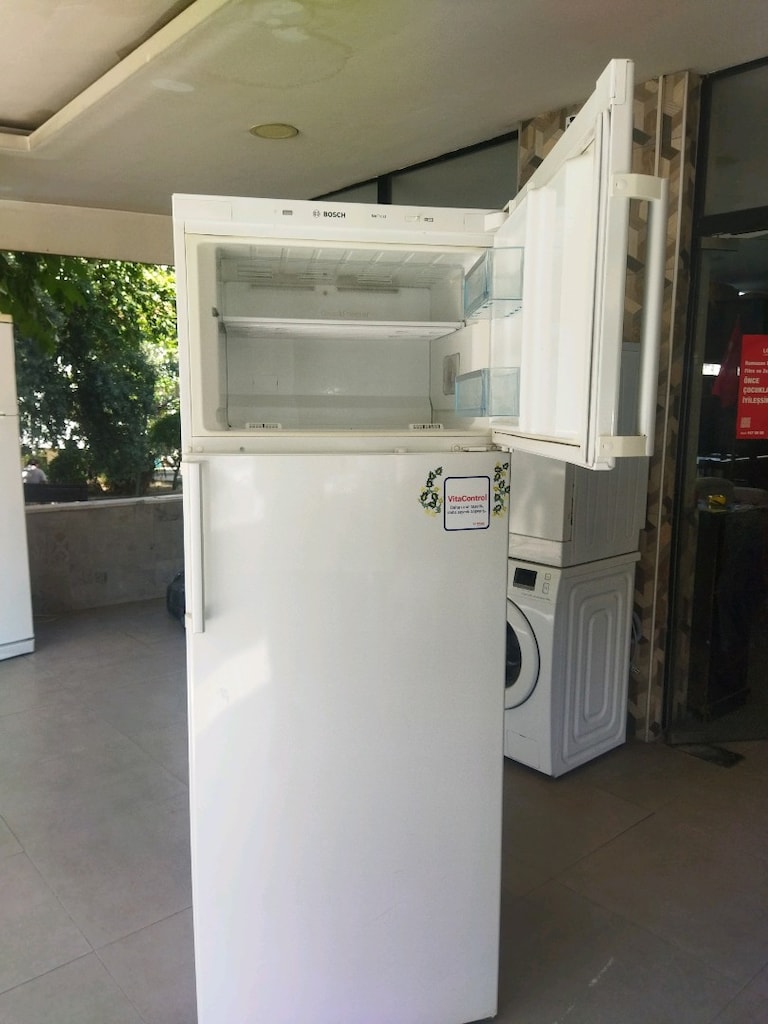 Bosch marka A Plas dijital ekran No frost buzdolabı adrese teslim - 4