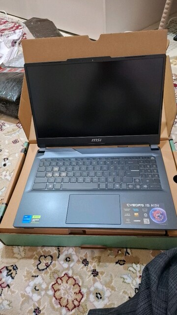 MSI Cyborg 15 A13VE RTX 4050 i5 16GB 512GB çok Temiz ve garantili