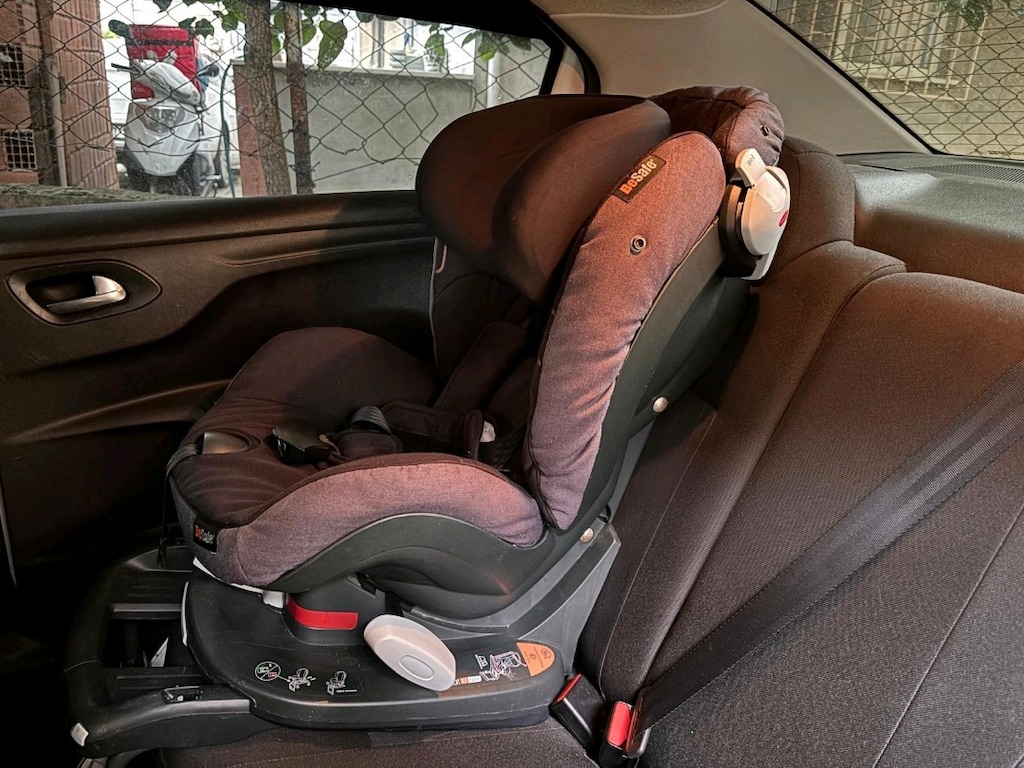 BESAFE İZİ COMFORT X3 İSOFİXLi OTO KOLTUĞU