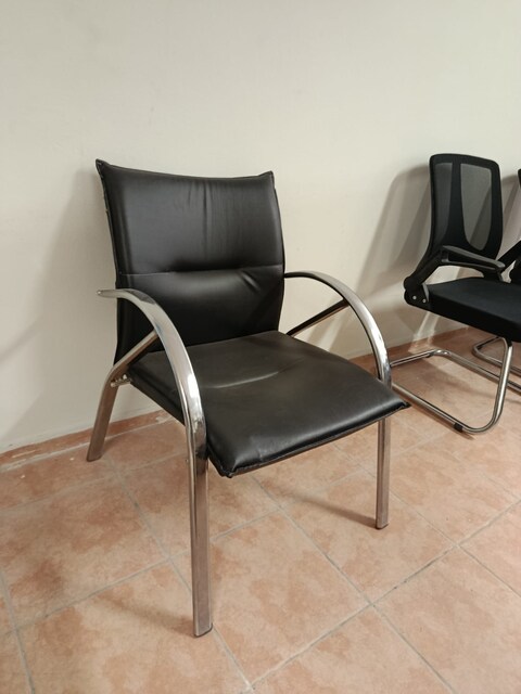 KLAS OFİS ÜSKÜDAR DERİ TEKLİ MİSAFİR BEKLEME SANDALYESİ