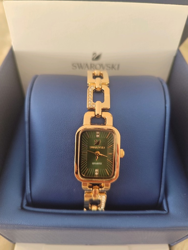Swarovski Taşlı Gold Kasa Saat - 2