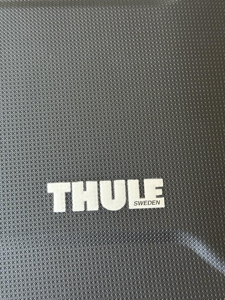 Thule macbook çantası 14 inç - 4