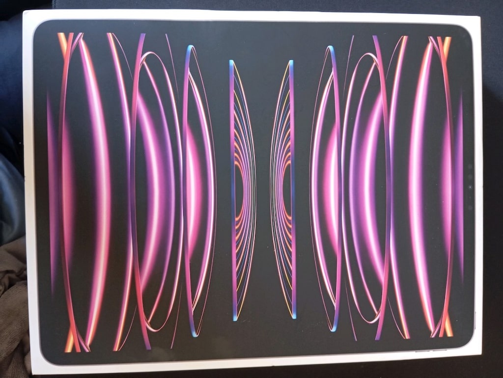 iPad Pro 12.9” (6. Nesil M2) 256 GB Wi-Fi – Apple Pencil'lı Komple Set