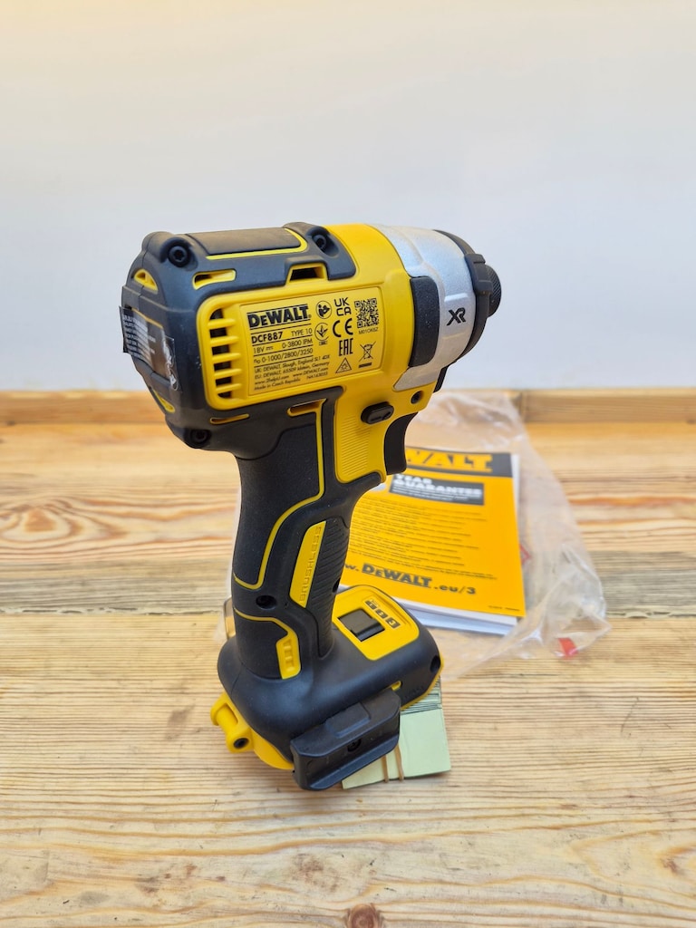 Dewalt DCF887NT Darbeli Vidalama 205Nm Solo - 2