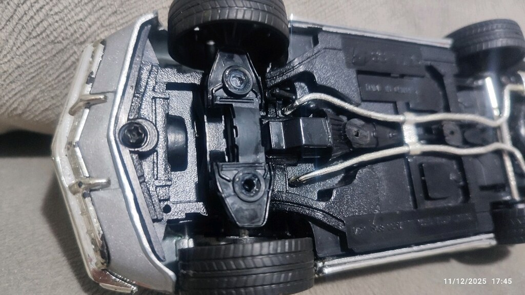 1968 Corvette Stingray modeli metal diecast oyuncak araba - 16
