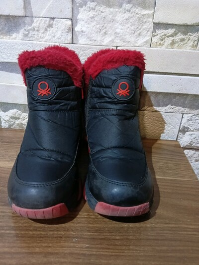 Benetton bot 33 numara