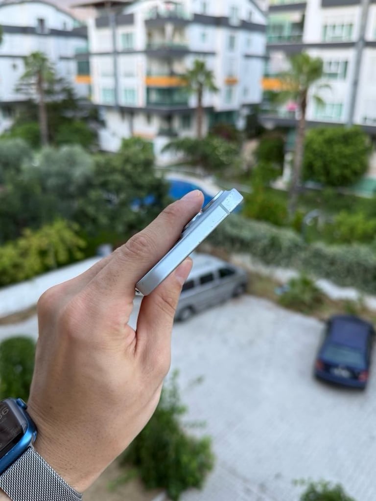 İPhone 15 128GB Hatasız - 4